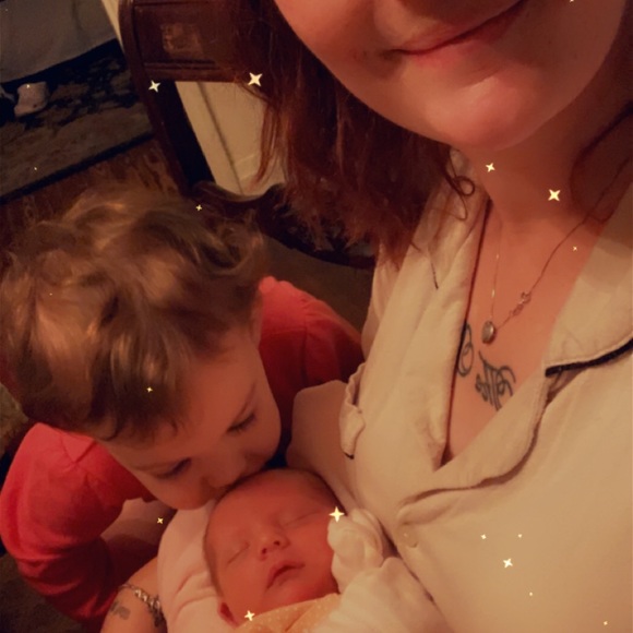 Meet your Posher, Rain (Not Your Mother’s Closet) - Picture 10 of 14